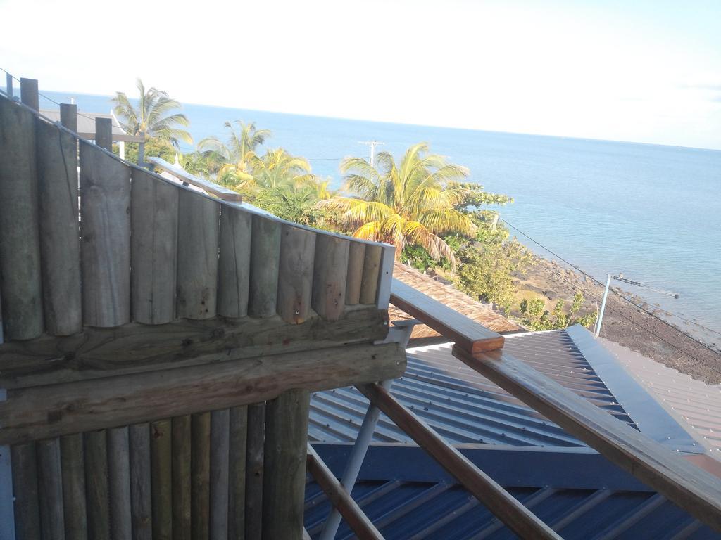 Le Pandanus Hotel Quatre Vents Exterior photo