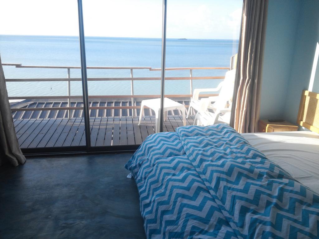Le Pandanus Hotel Quatre Vents Exterior photo