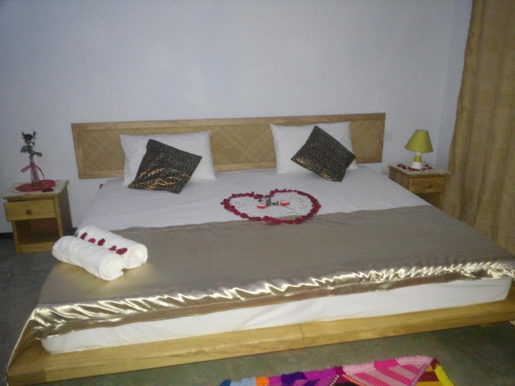Le Pandanus Hotel Quatre Vents Exterior photo